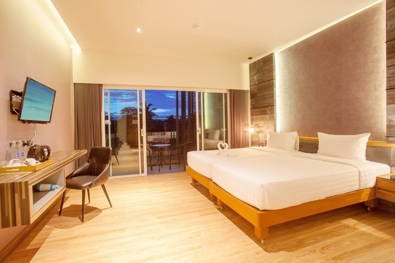 The Glory Gold Hotel Khao Lak Buitenkant foto