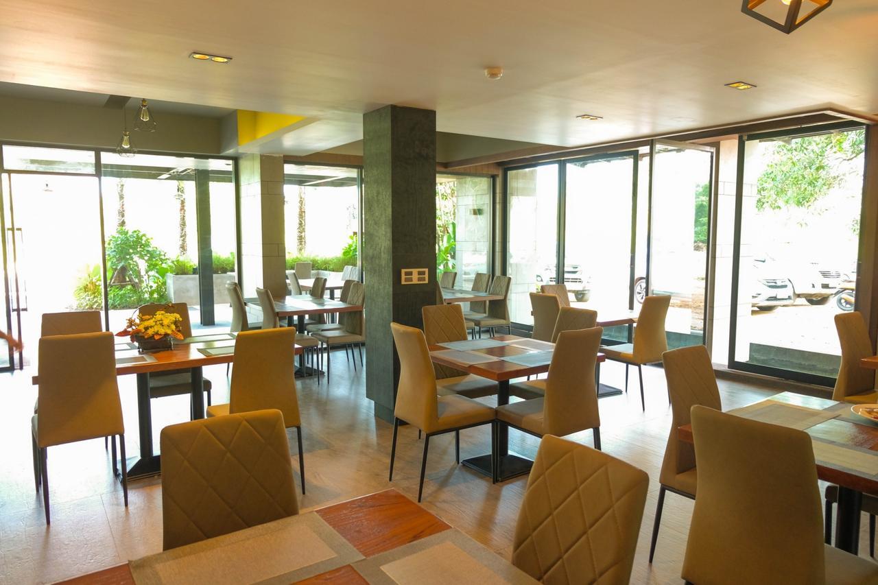 The Glory Gold Hotel Khao Lak Buitenkant foto